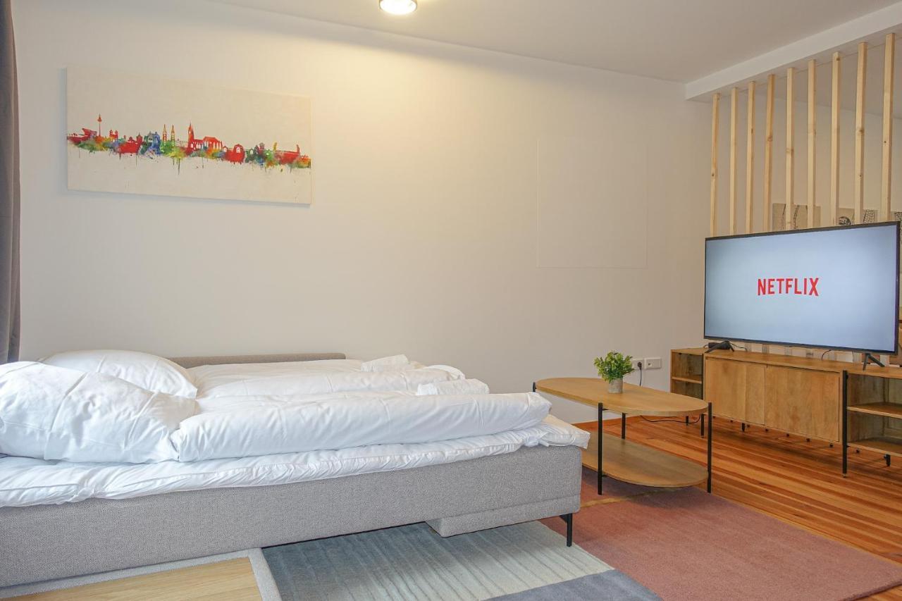 Luxomes: Design Apartment - Near Airport Nuremberg Luaran gambar